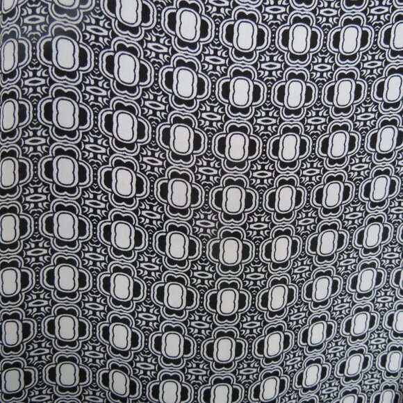 Pleione Geometric Blouse - Picture 5 of 6